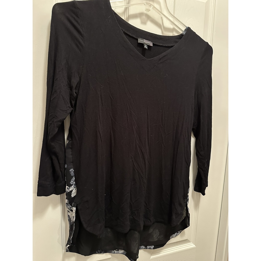The Limited Tall ST Small Top. Unique S blouse, floral accent in back Shirt
